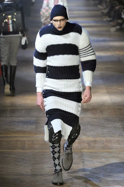 Look 22